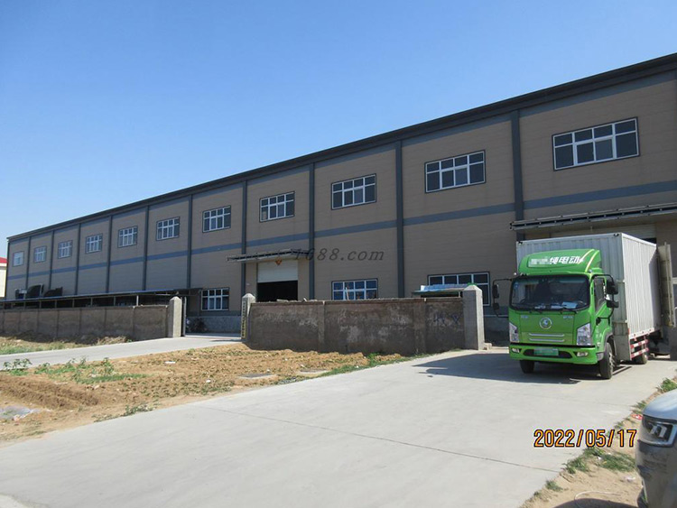 修康藥業產品裝車發貨現場